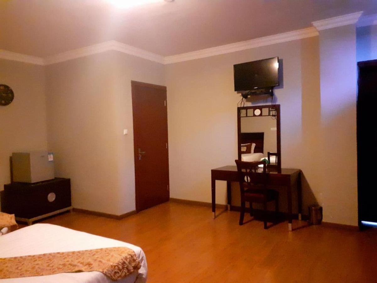 Amenities Hotel 아디스아바바 외부 사진